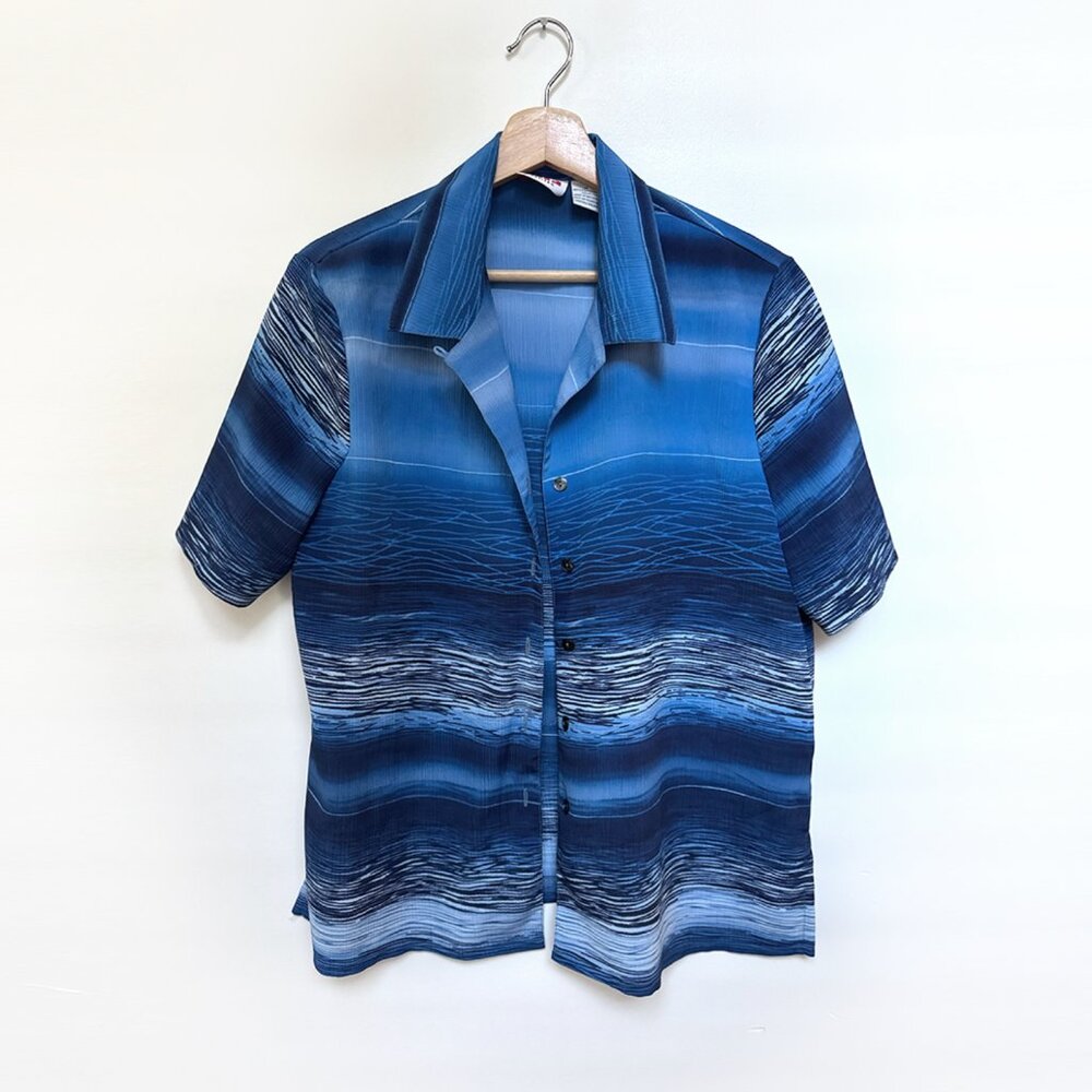 Vintage Alia Petites Blue Wave Print Button-Up Shirt – Size M